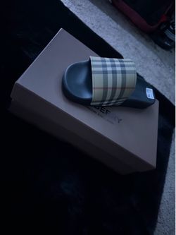 Burberry slides sizes 6 , 5 and 8