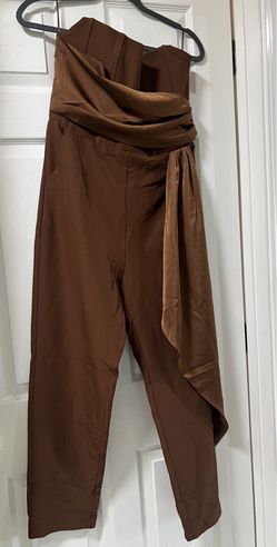 Strapless elegant brown jumper
