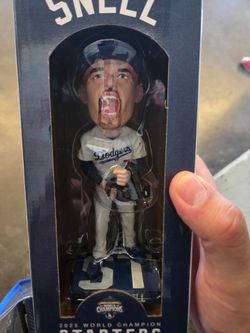LA Dodgers Blake Snell starter set bobblehead
