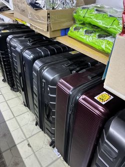 Suitcases 🧳 Sets/Single🙈‼️🔥Take yours 🌏🔥