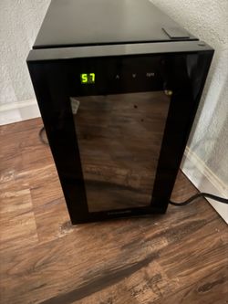 Frigidaire wine refrigerator