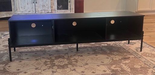 Entertainment stand