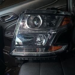 Chevy Tahoe Headlight