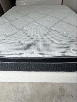 Queen Mattress And Box Spring