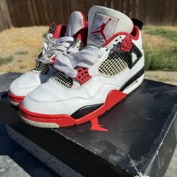 Jordan Four Fire Red 2020
