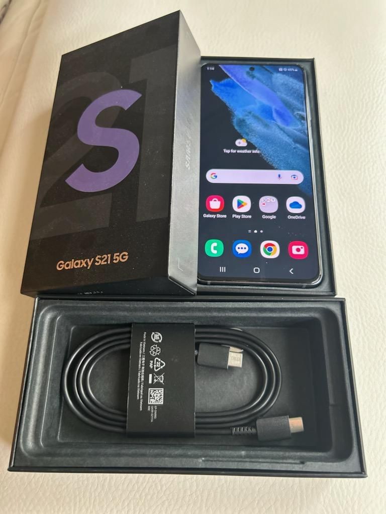 Samsung Galaxy S21 5G Unlock 128GB Like New Condition