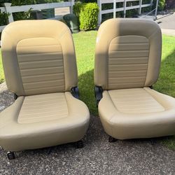 PROCAR Bucket Seats – Tan Upholstery (No Headrests)