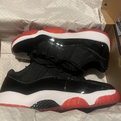 Jordan low 11(breds)
