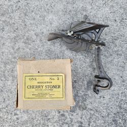 Cherry Stoner Pitter Wrightsville Hardware Co PA Vintage Hand Crank Cast Iron