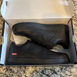 Nike Air Force One Supreme Edition 
