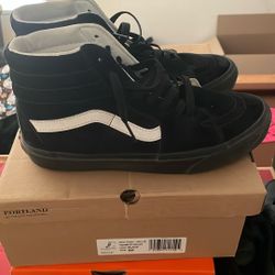 High Top Vans Men’s 7.5 Women’s 9 