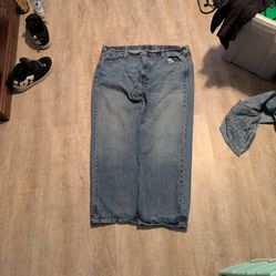 Size Like 40 Levis