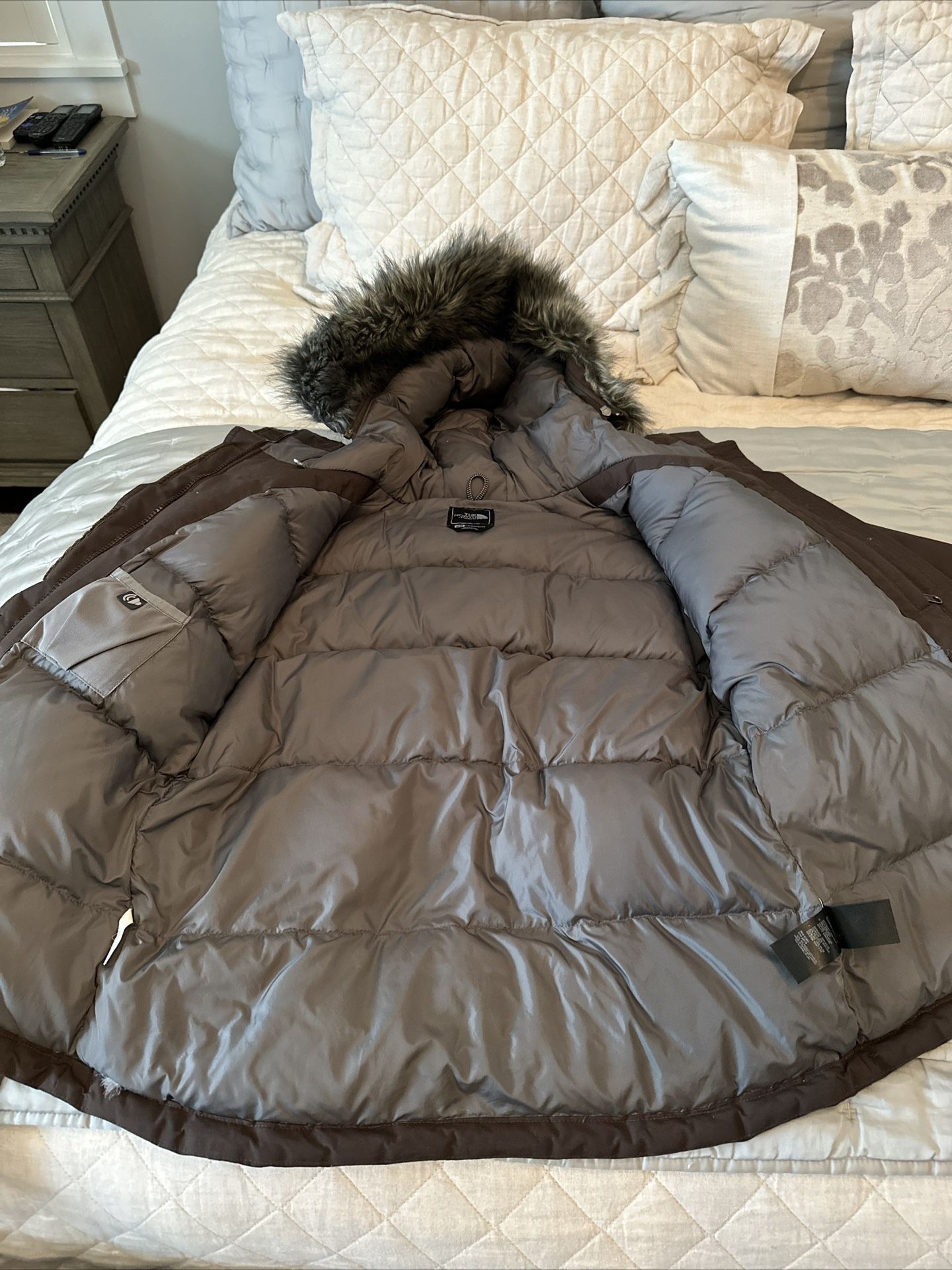 North Face Winter Parka 550 Goose Down Belted Jacket Brown Women's Fur Trim