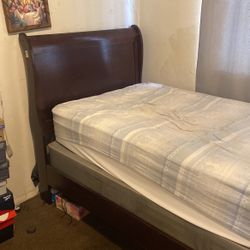 BED FRAME AND MATTRESS