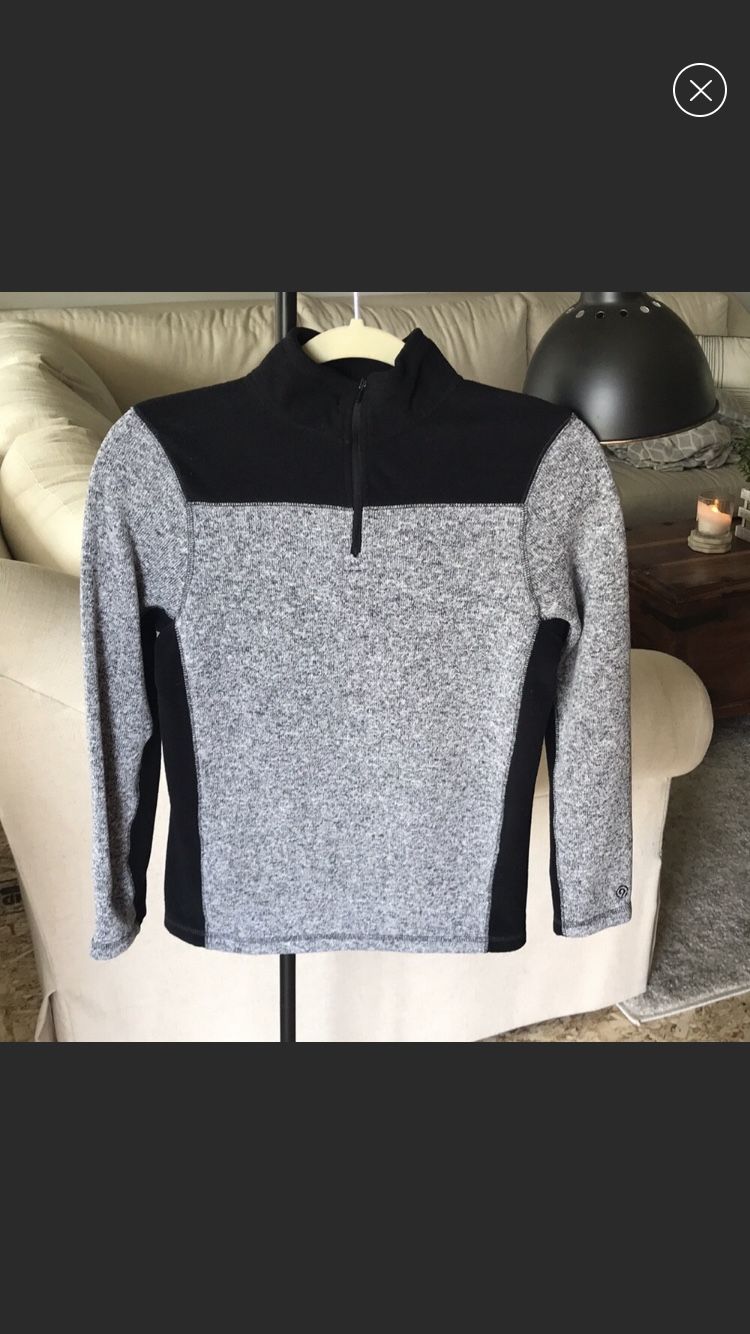 Boys Champion pullover size L