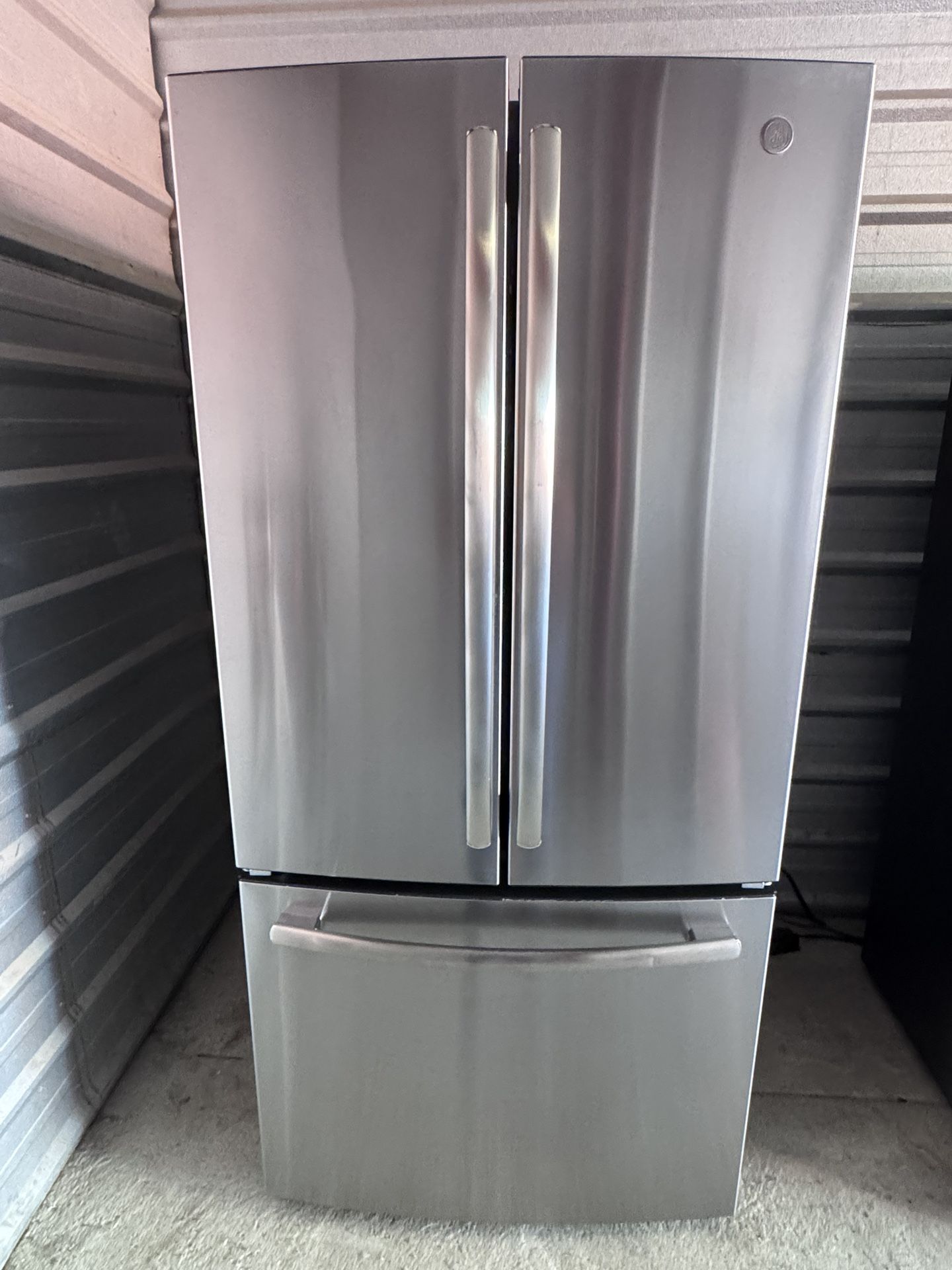 GE ENERGY STAR 24.7 Cu. Ft. French-Door Refrigerator