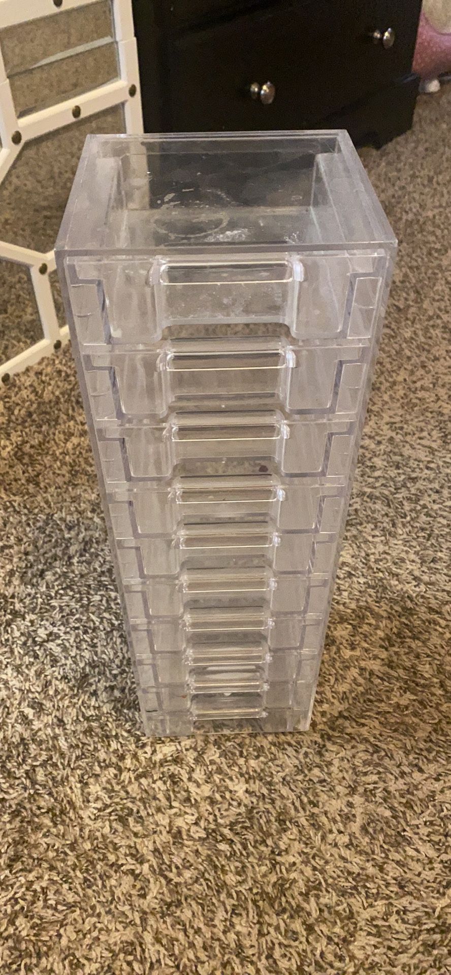 Acrylic makeup organizer