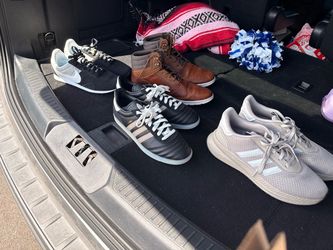 Men’s 10.5 shoe bundle