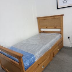 Solid Wood twin Bed + Mattress 
