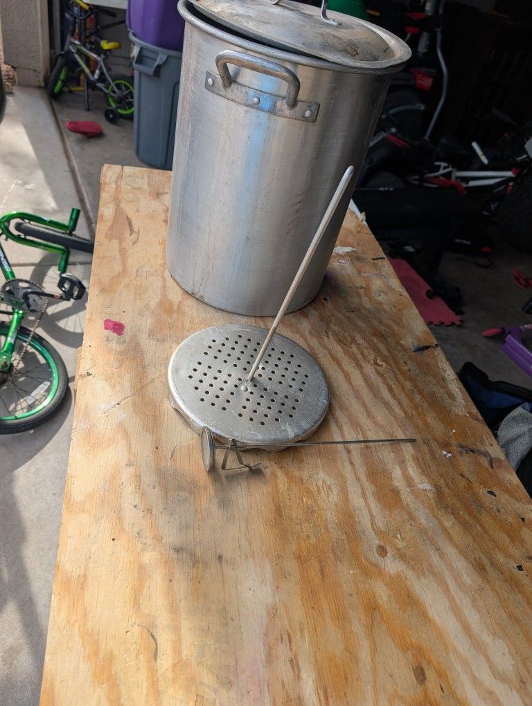Turkey Fryer Pot