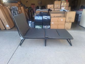 Lounging Chair/Bed