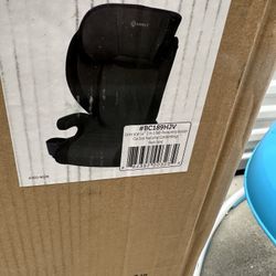 BRAND NEW IN THE BOX - UGrow and Go™ 2-in-1 Belt-Positioning Booster Car Seat Featuring ComfortWings