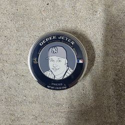 Derek Jeter Gum Tin. No Gum
