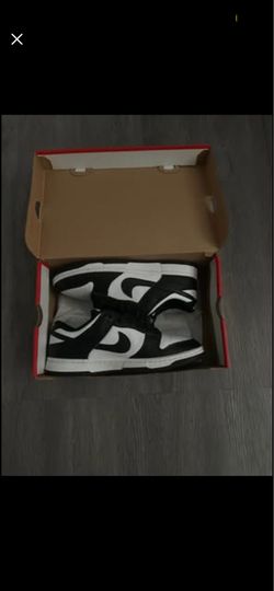 Panda dunks