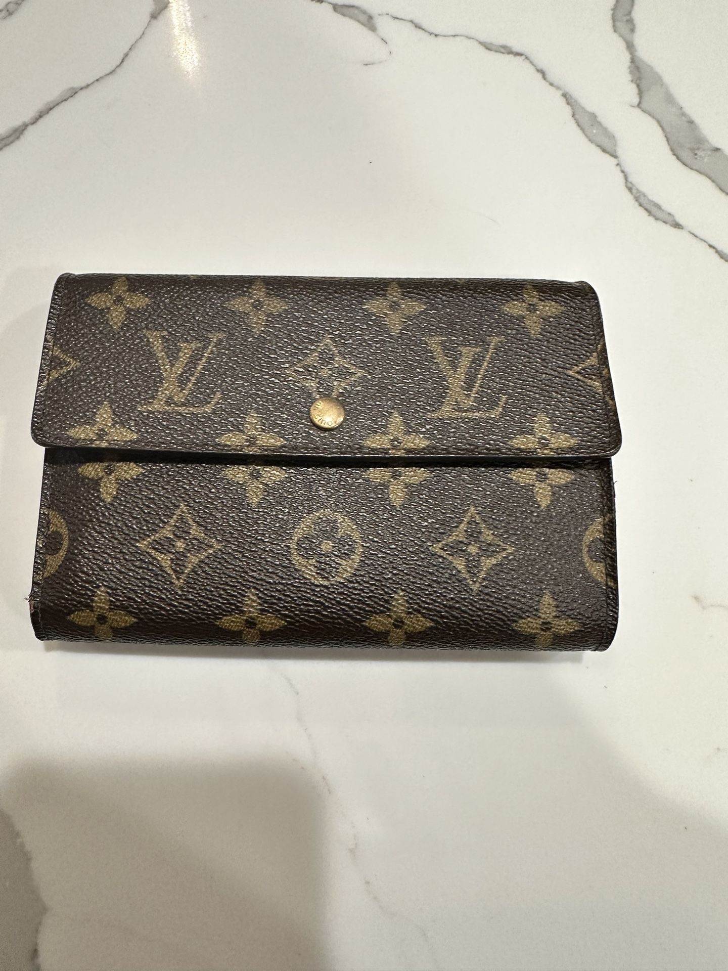 Louis Vutton Monogram Wallet