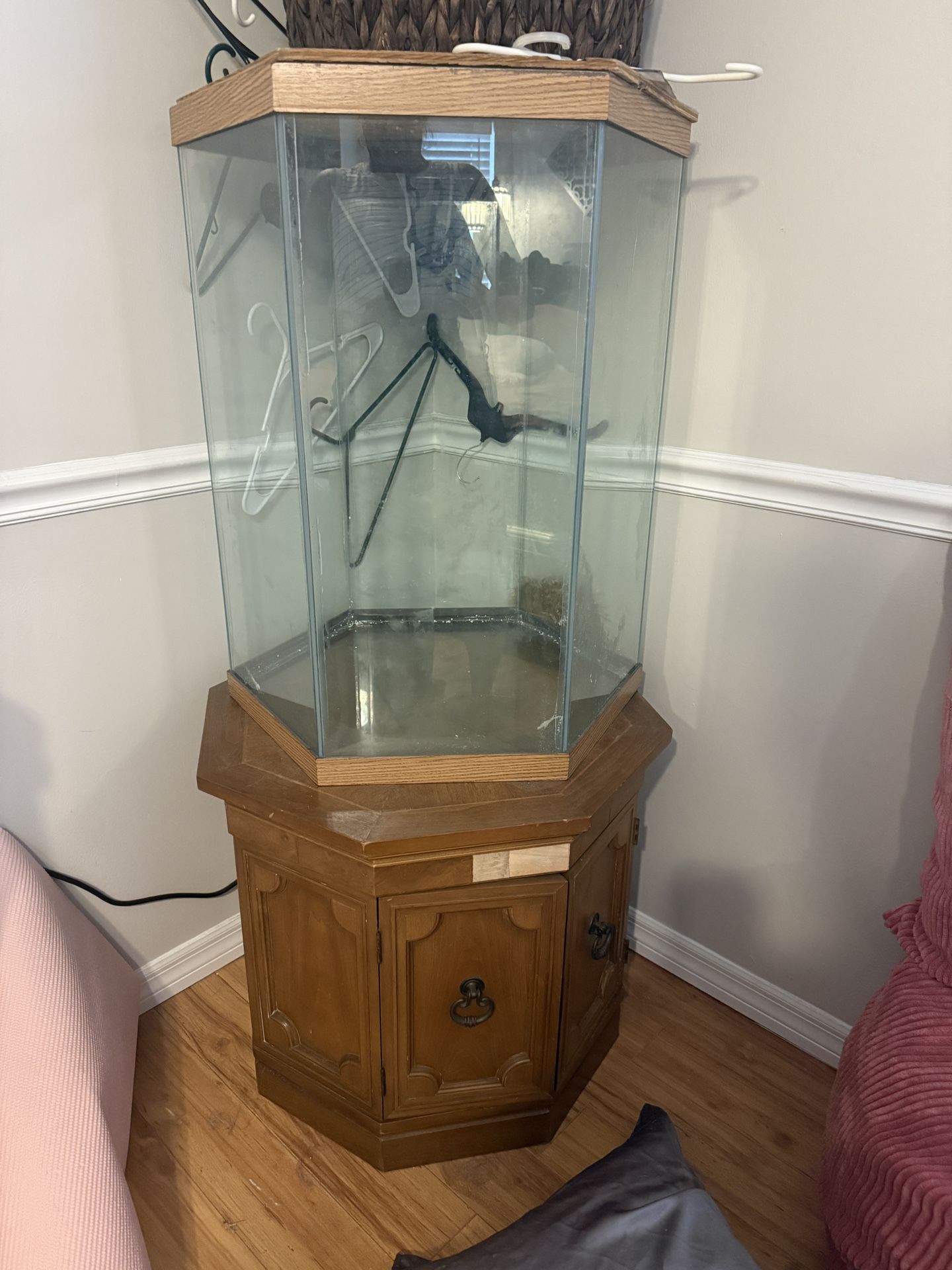 75 Gallon Fish Tank And Stand.
