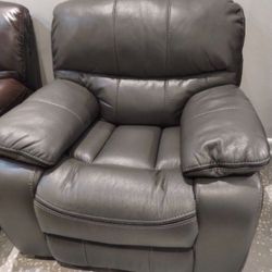 Summer clearance sale. All reclining chairs now $399. Easy finance option. Same day delivery.