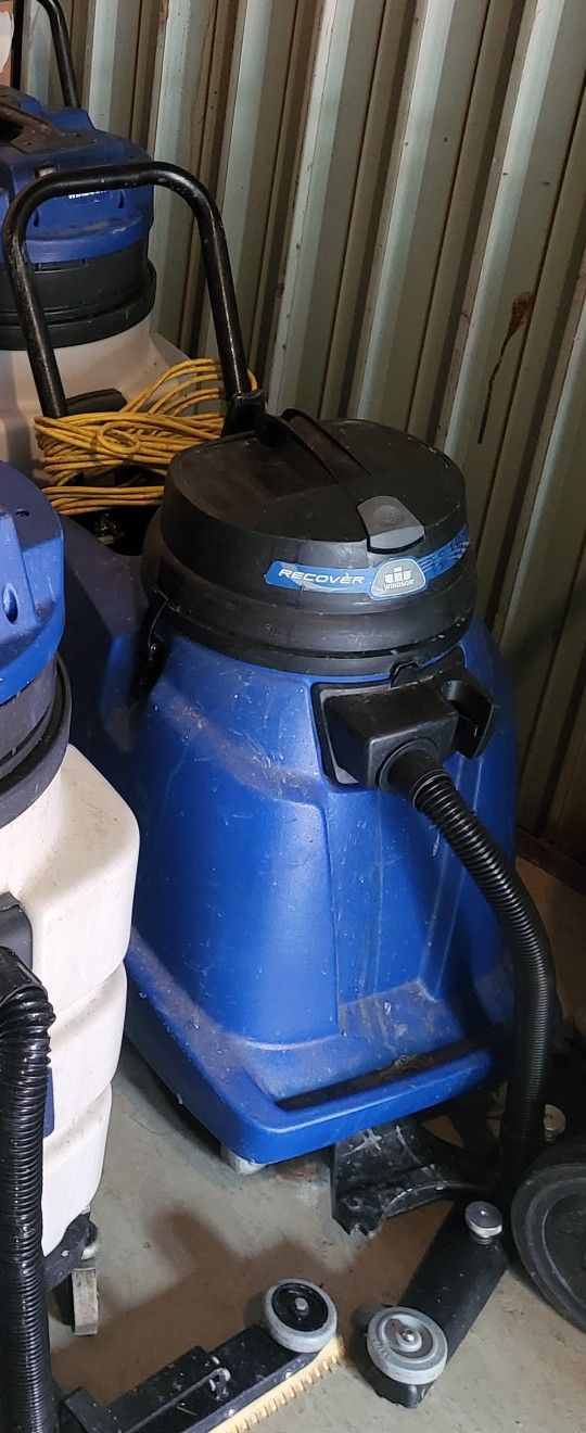 Wet Vacuum