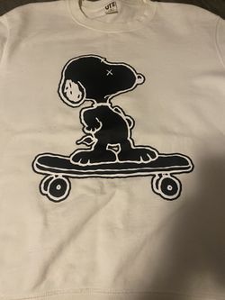 Snoopy X Kaws Crewneck SzM