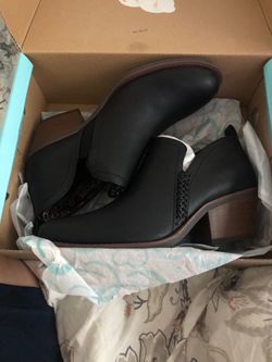 Baretraps LIDIAN Womens Boots