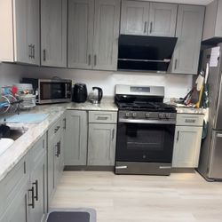 Kitchen Cabinets 