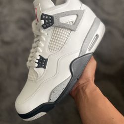 Air Jordan 4 White Cement Size 12.5