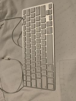 Key board apple