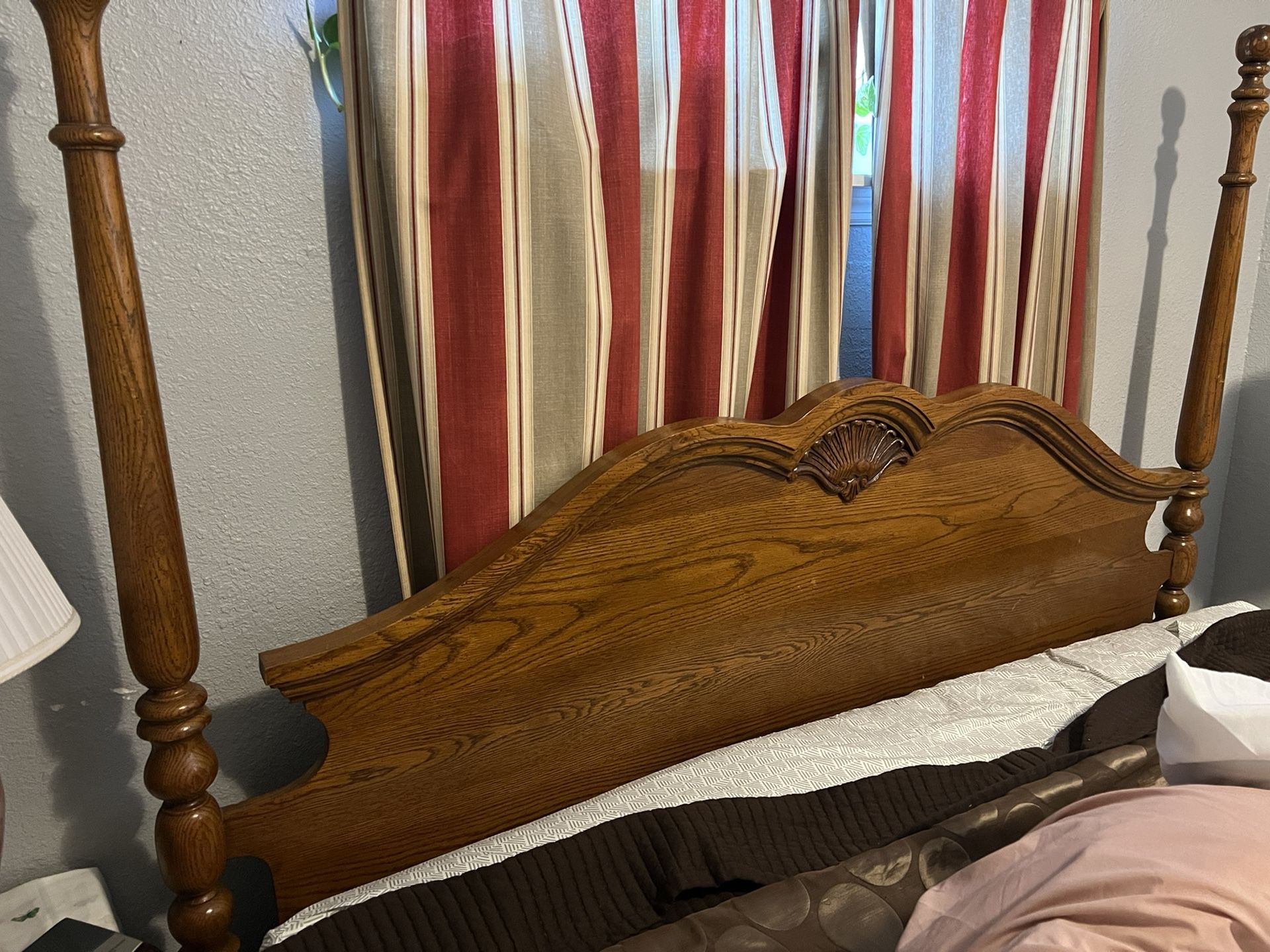 Antique King Sized 4 Post Bed Frame + Pillow Top Mattress & Double Box Spring Mattress