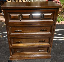 4-DRAWER TALL DRESSER
