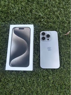iPhone 15 pro 128gb
