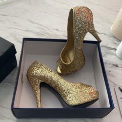 Gold Heels Size 8