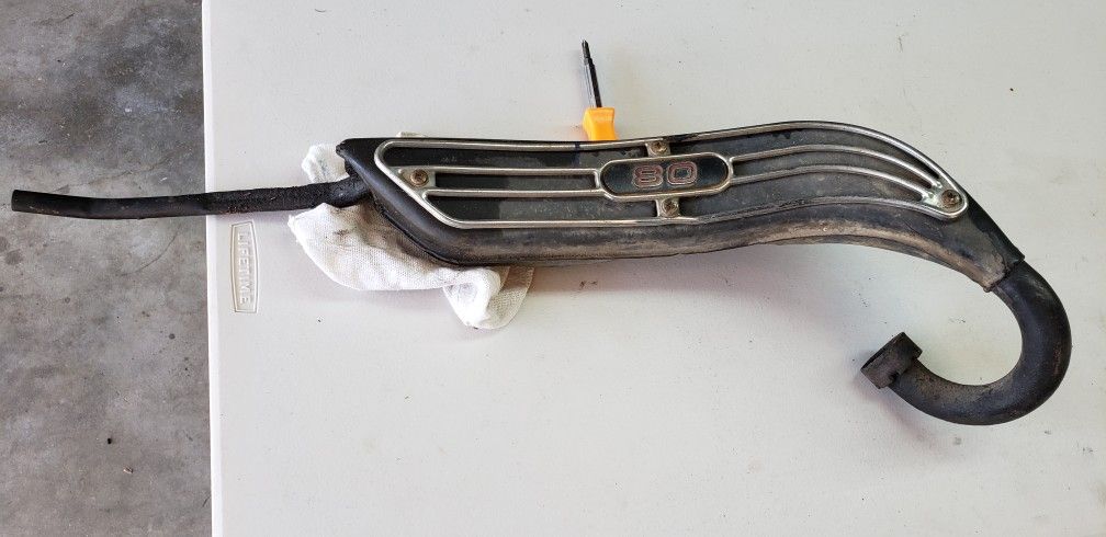 Yamaha 80 Exhaust Pipe