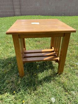 Lamp table