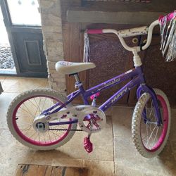 Girls Huffy Bike.