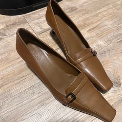 Women’s Gucci Kitty Heel size 10B