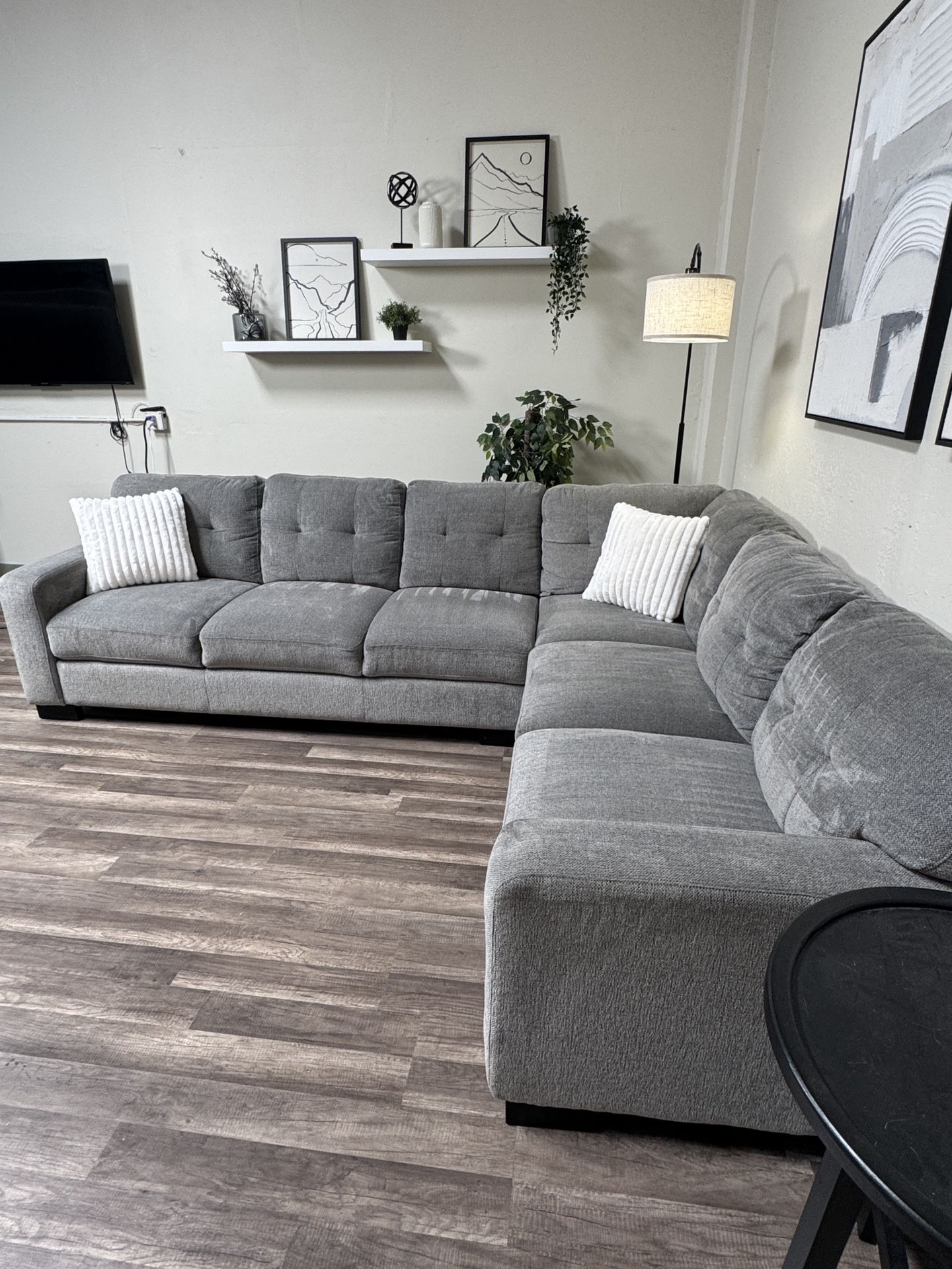 FREE DELIVERY Gray Sectional Couch