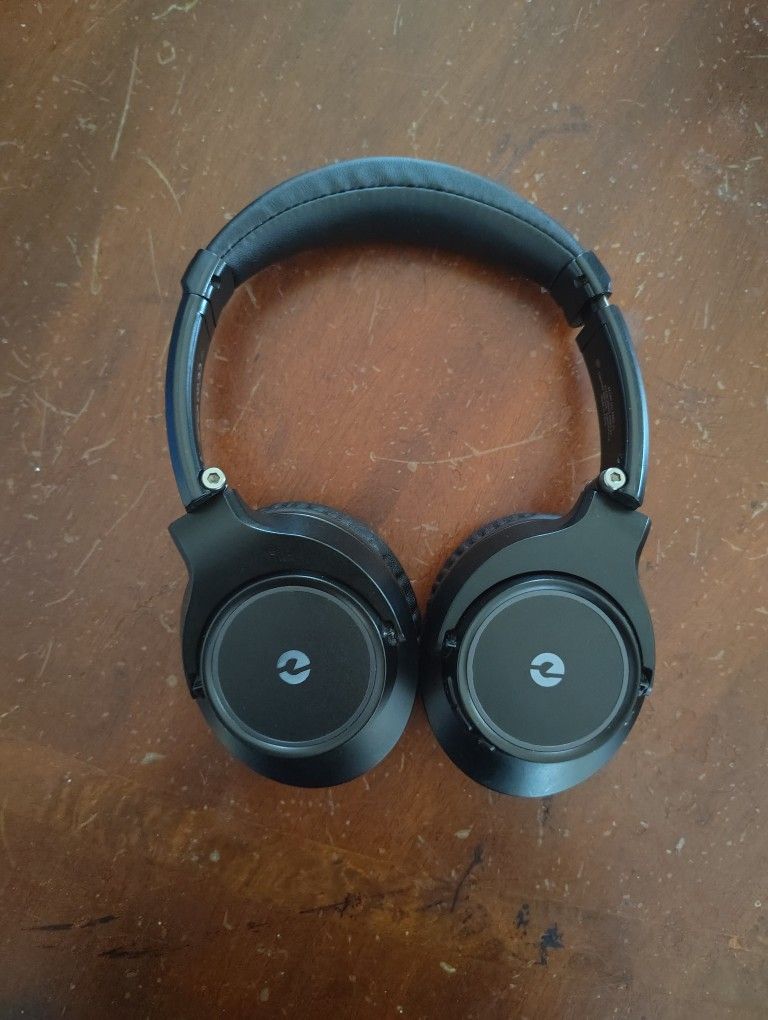 Wireless Over Ear Headphones