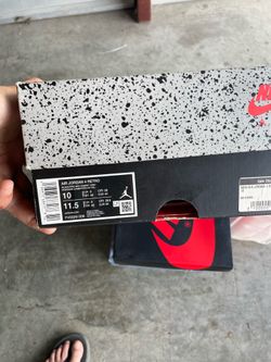 AIR JORDAN 4 RETRO