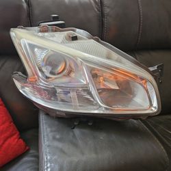 Maxima Headlights And Grille 