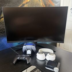 Msi 32 In Curved 4k Gaming Monitor, Steel Series Artics Nova Pro Headset, 3 Ps5 Controllers  